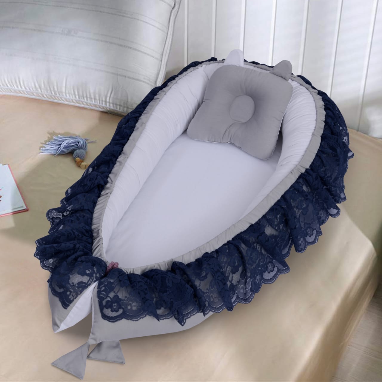 Lacy Cotton Baby Nest with Pillow- White & Gray