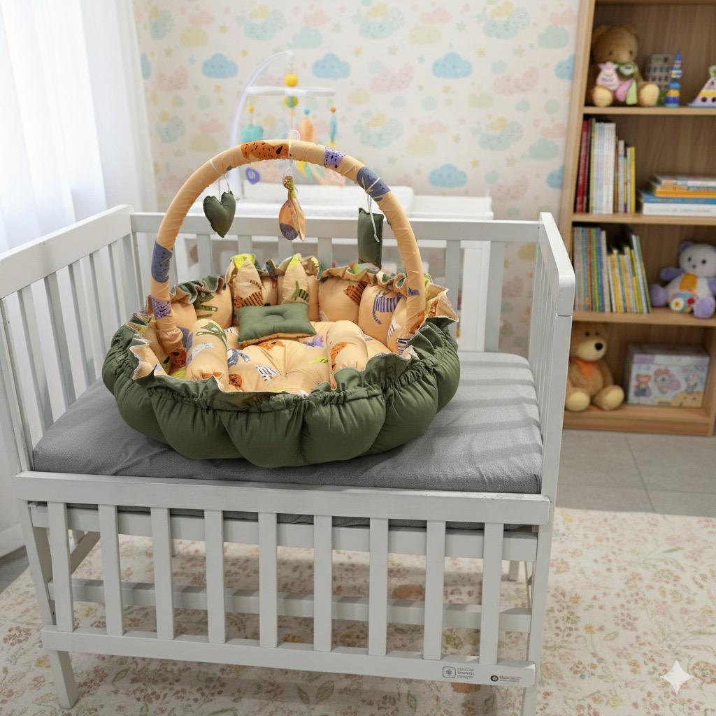 Printed Cotton Baby Round Cot with Pillows-Cat Carnival