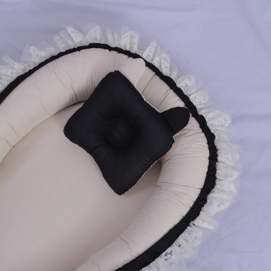 Lacy Cotton Baby Nest with Pillow- Black & Beige