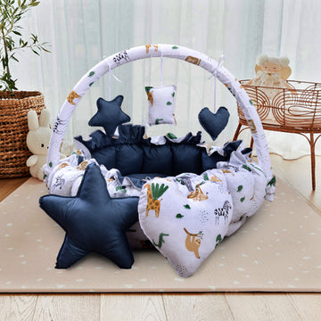 Printed Baby Round Cot with Pillows- Teal Forest