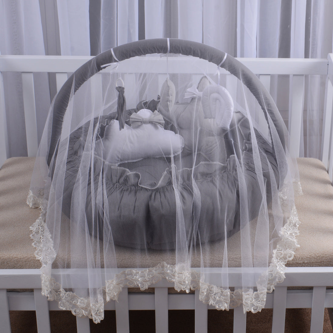 Cotton Baby Round Cot With Pillows & Mosquito Net- Dark Gray