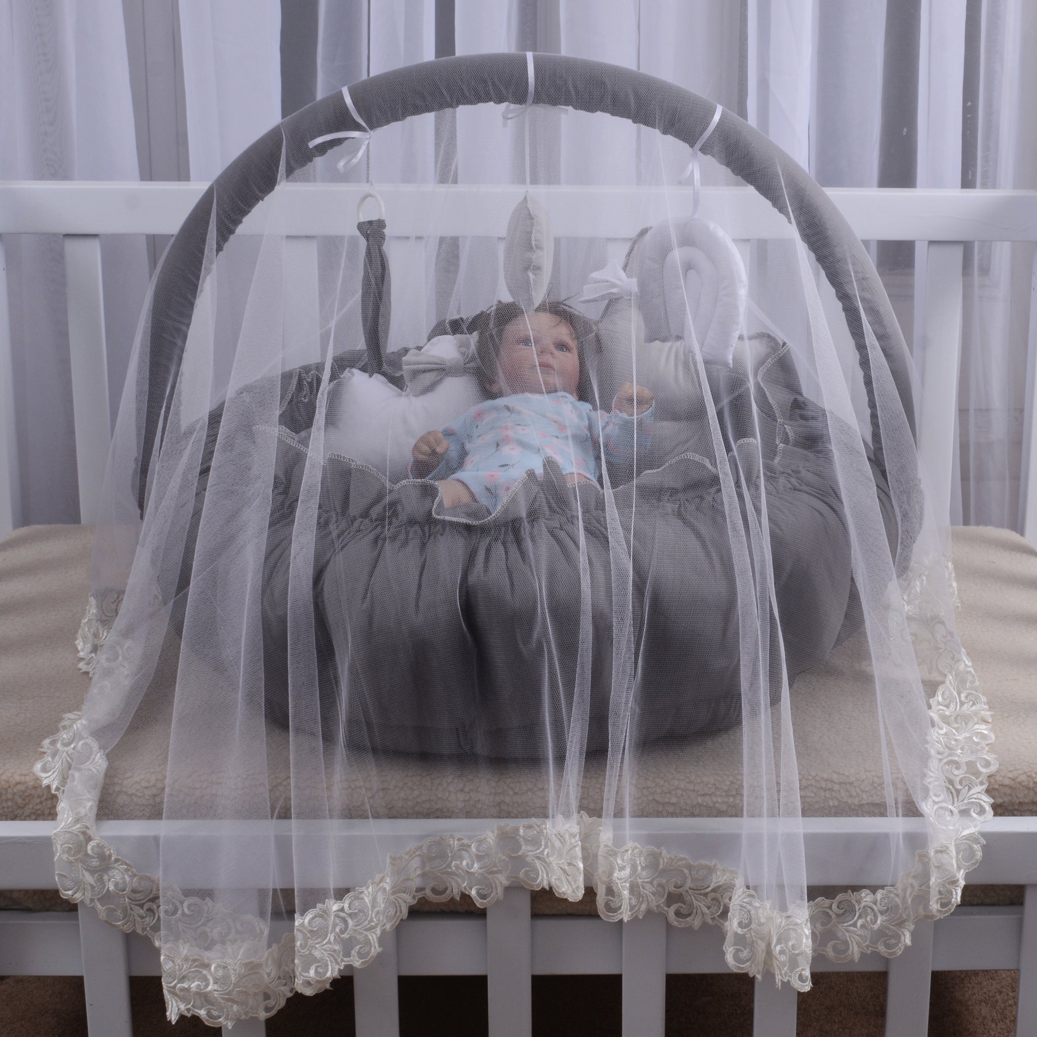 Cotton Baby Round Cot With Pillows & Mosquito Net- Dark Gray