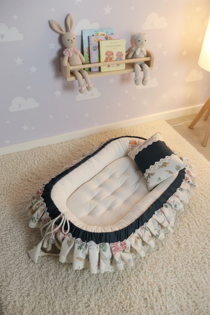 Luxury Cotton Baby Nest With Pillow- Green & Off white