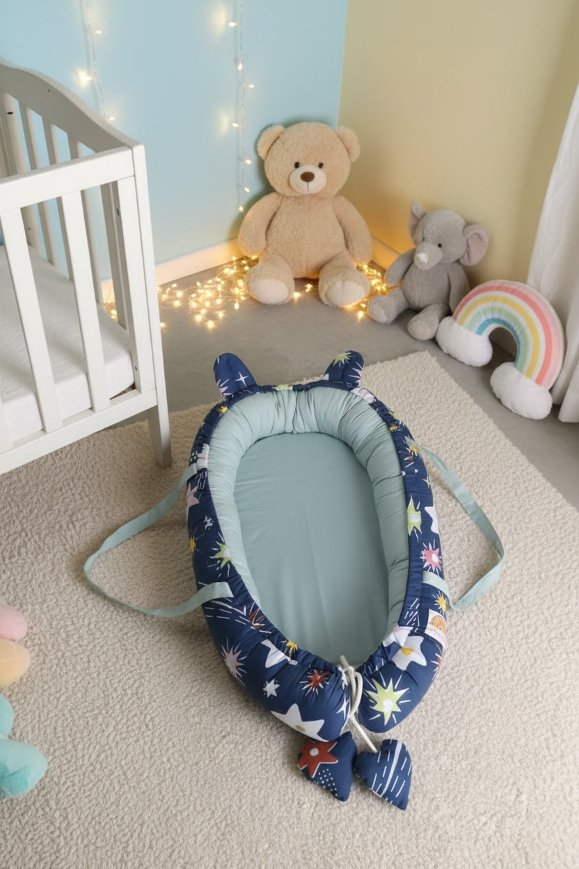 Printed Baby Nest with Pillow- Shiny Star