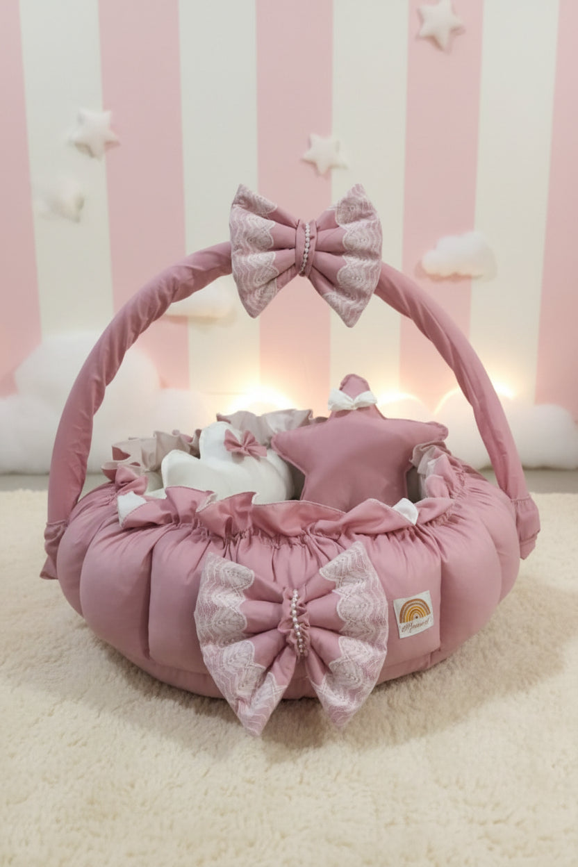 Luxury Cotton Baby Round Cot with Pillows and Mosquito Net- Pink & Off white