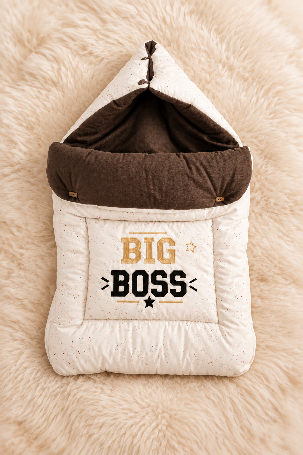 Hooded Carry Nest-Brown
