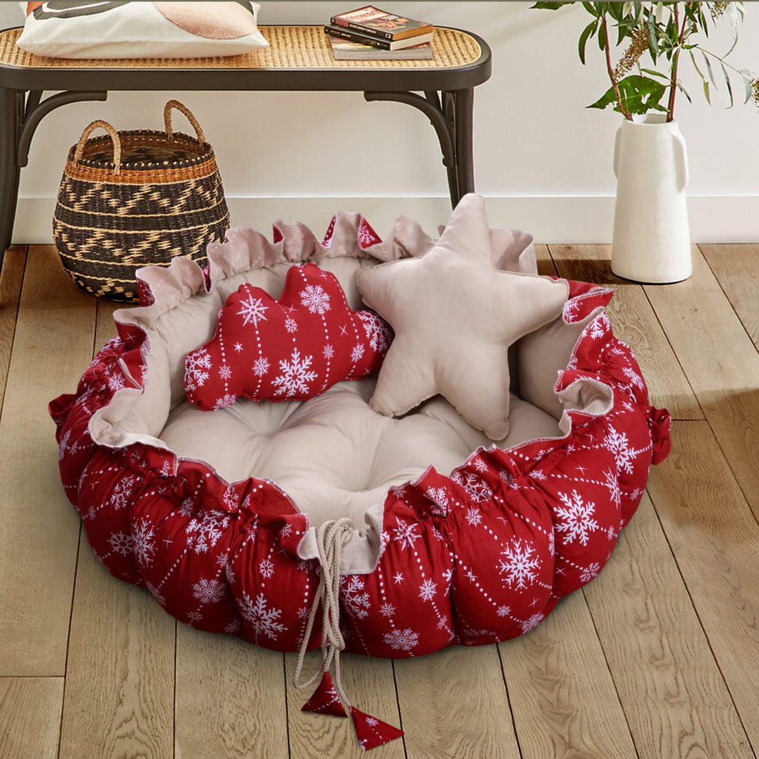 Printed Cotton Baby Round Cot with Pillows- Red Flowers