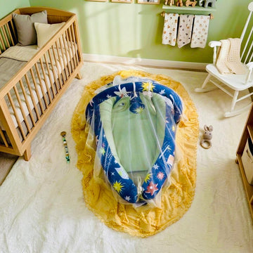 Printed Cotton Baby Snuggle Bed With Pillow and Mosquito net - shiny Pastel Green