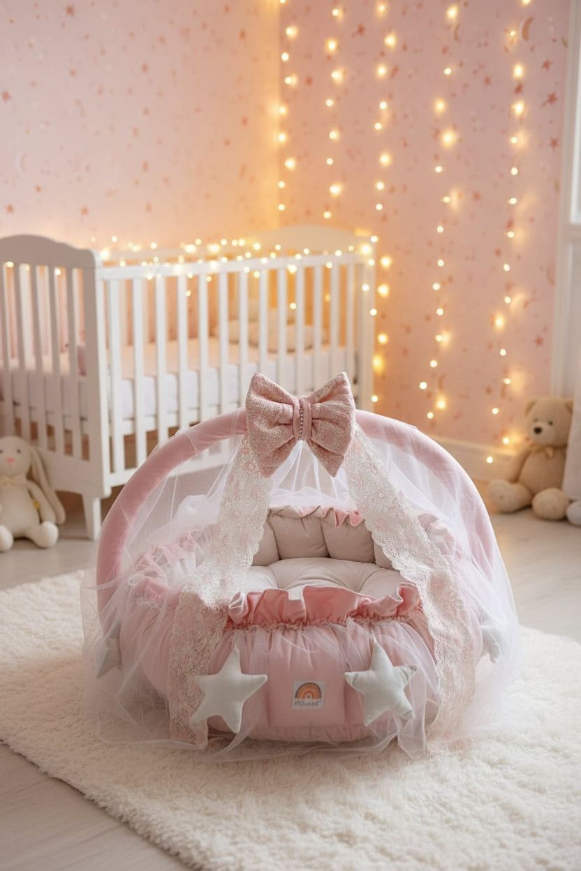 Premium Velvet Baby Round Cot With Star Pillow & mosquito Net- Pink
